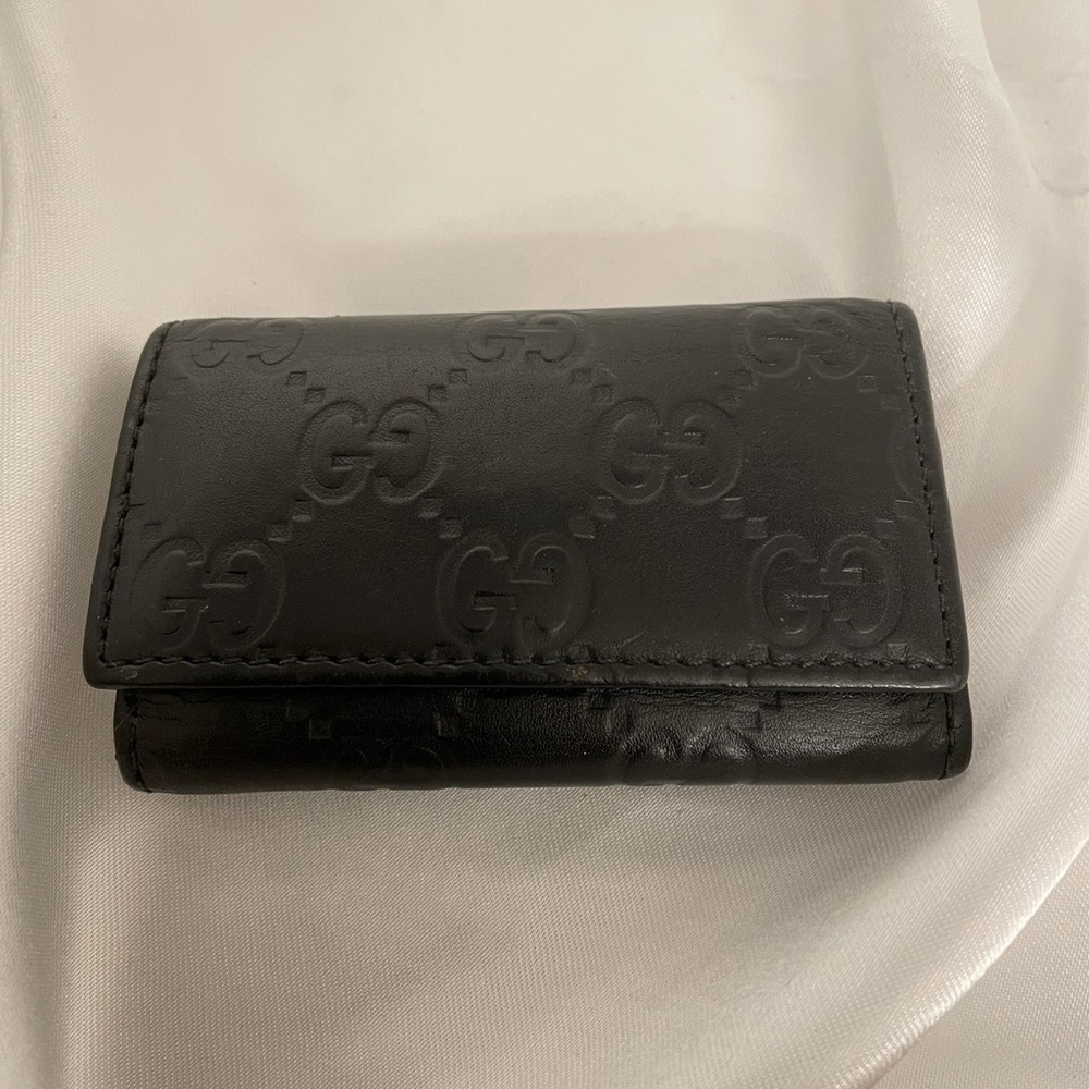 Authentic Gucci key holder